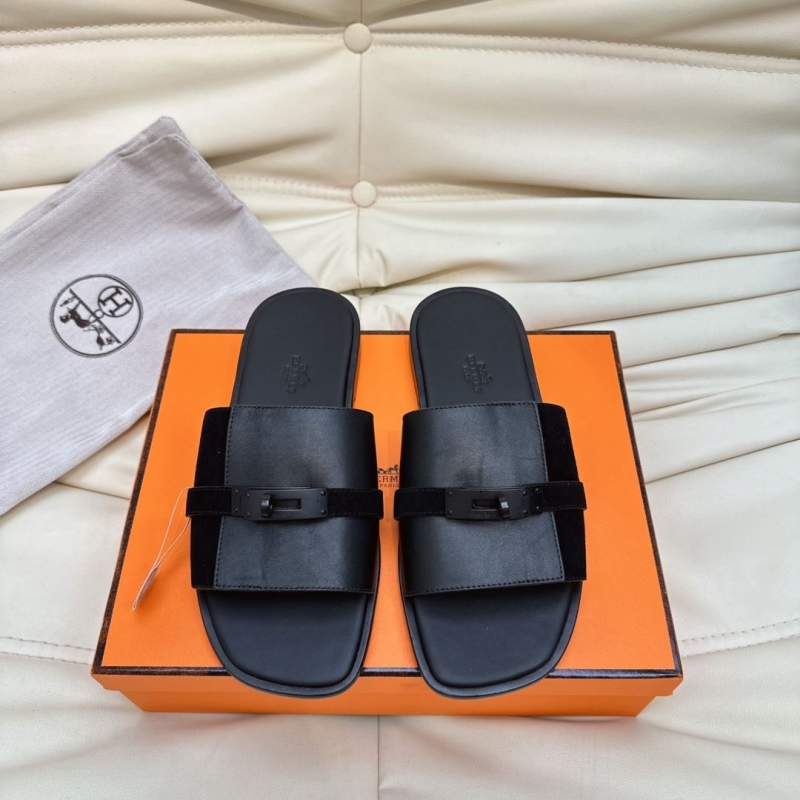 H**mes slippers